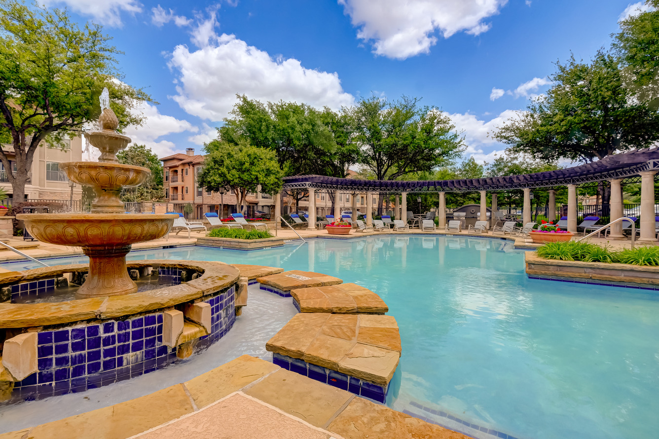Discover Lakeside Landing Irving TX: Premium Lakeside Living with Access to Nature
